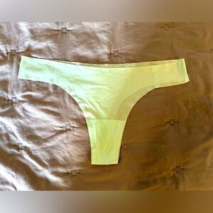 Lululemon Thong aqua